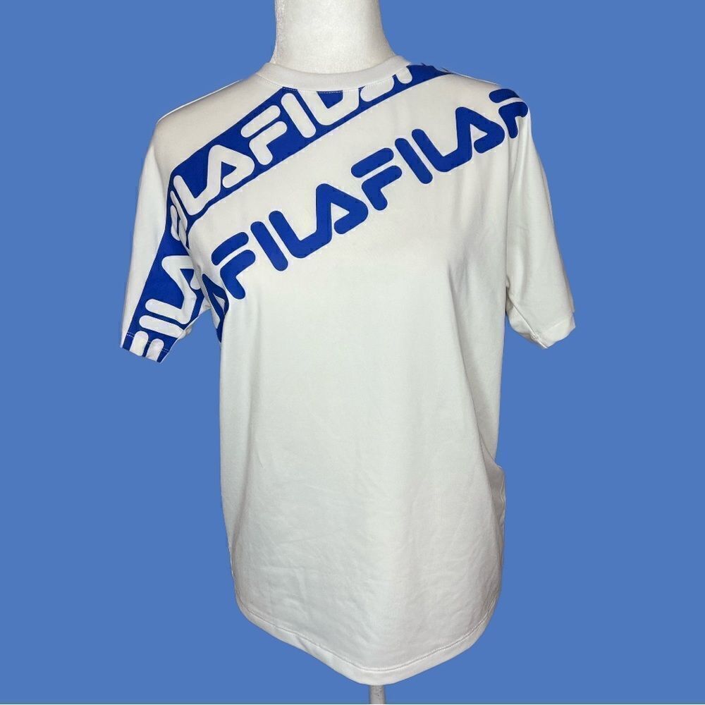 NWT FILA limited edition RGD moda nella vita sportiva tee size Small